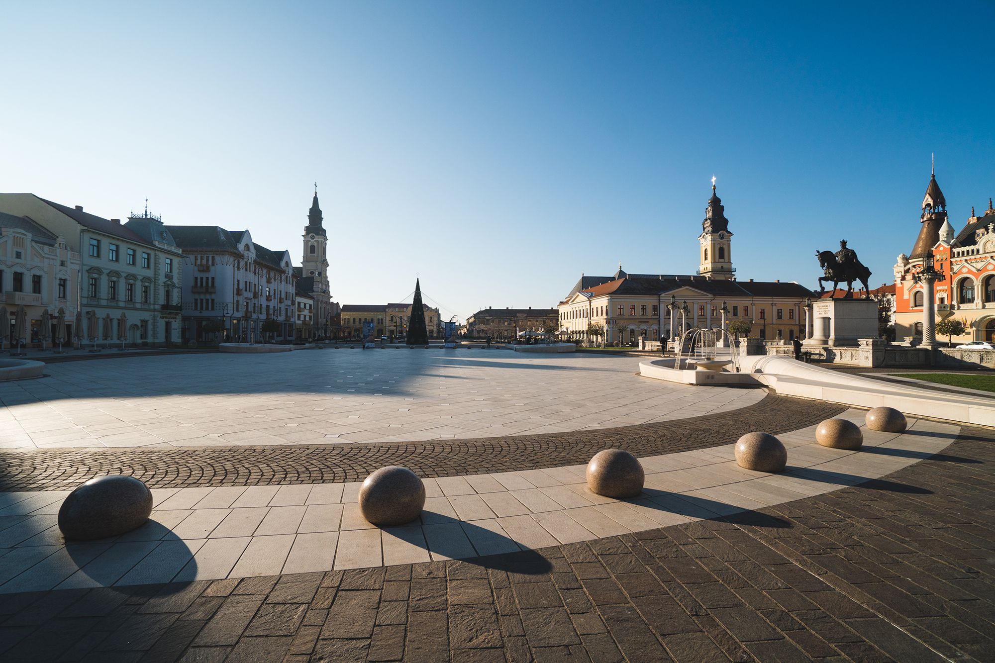 Oradea Romania header