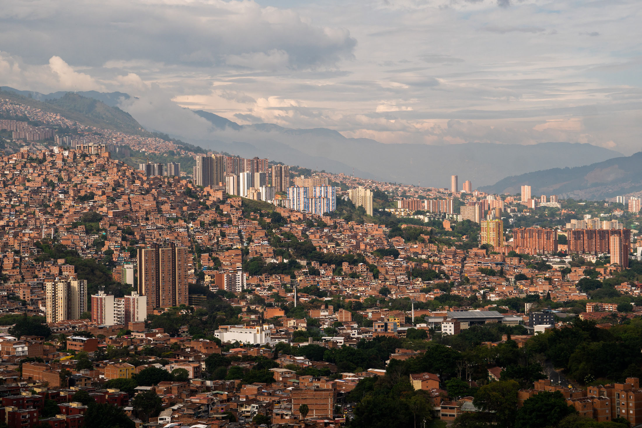 Medellin & Guatape Colombia header